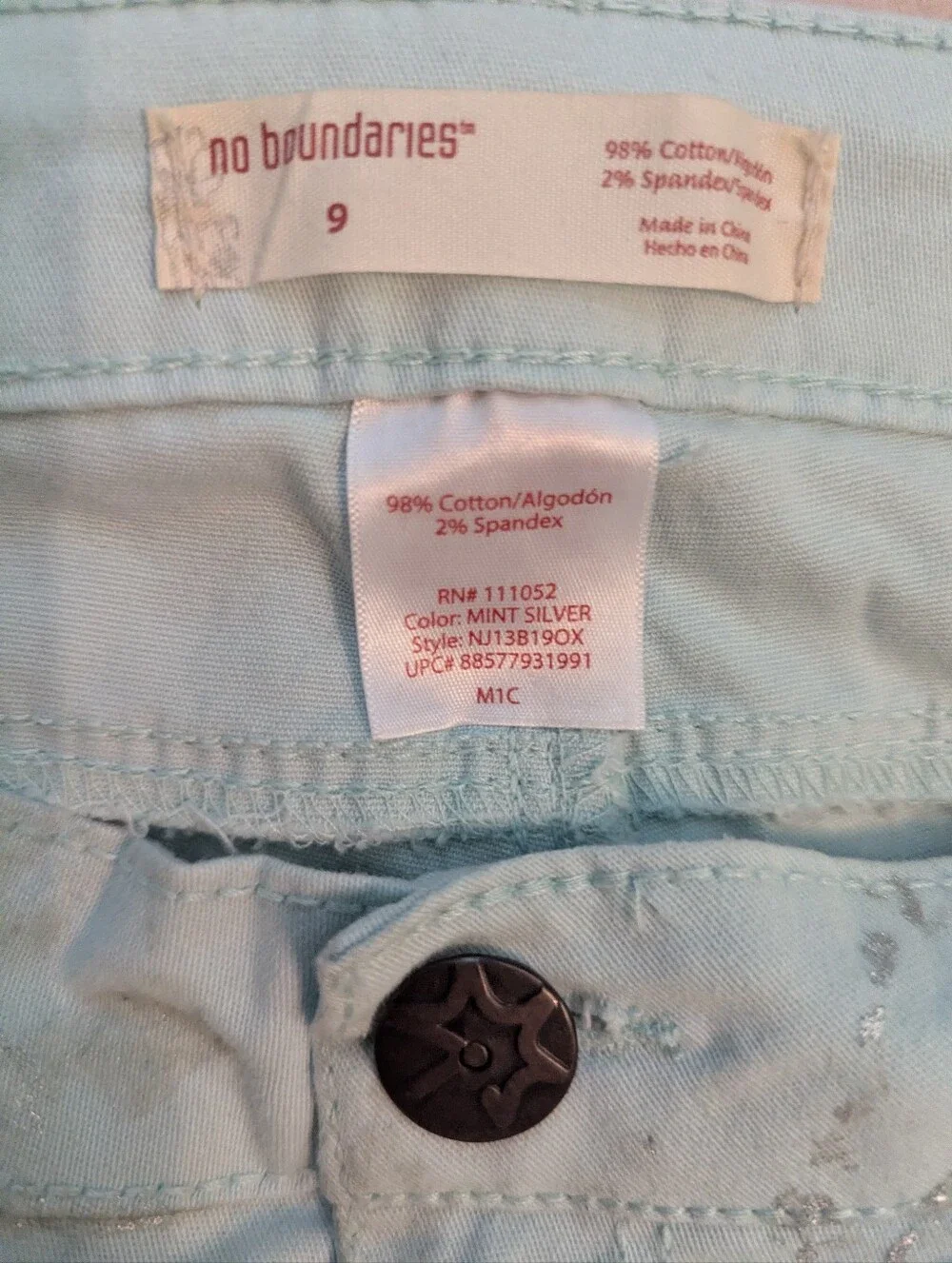No Boundaries Mint Silver Skinny Jeans Size 9 NWOT - Picture 3 of 8